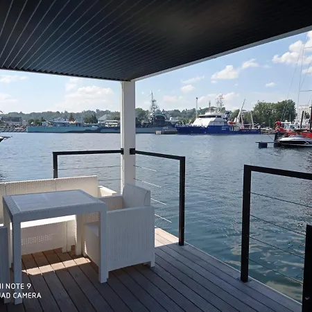 Houseboat Dom Na Wodzie Botel Gdynia
