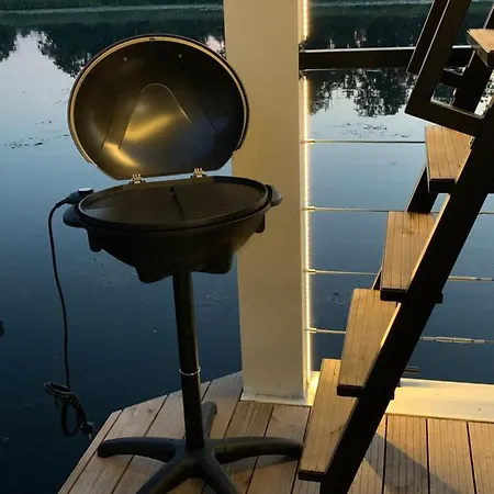 Houseboat Dom Na Wodzie Gdynia
